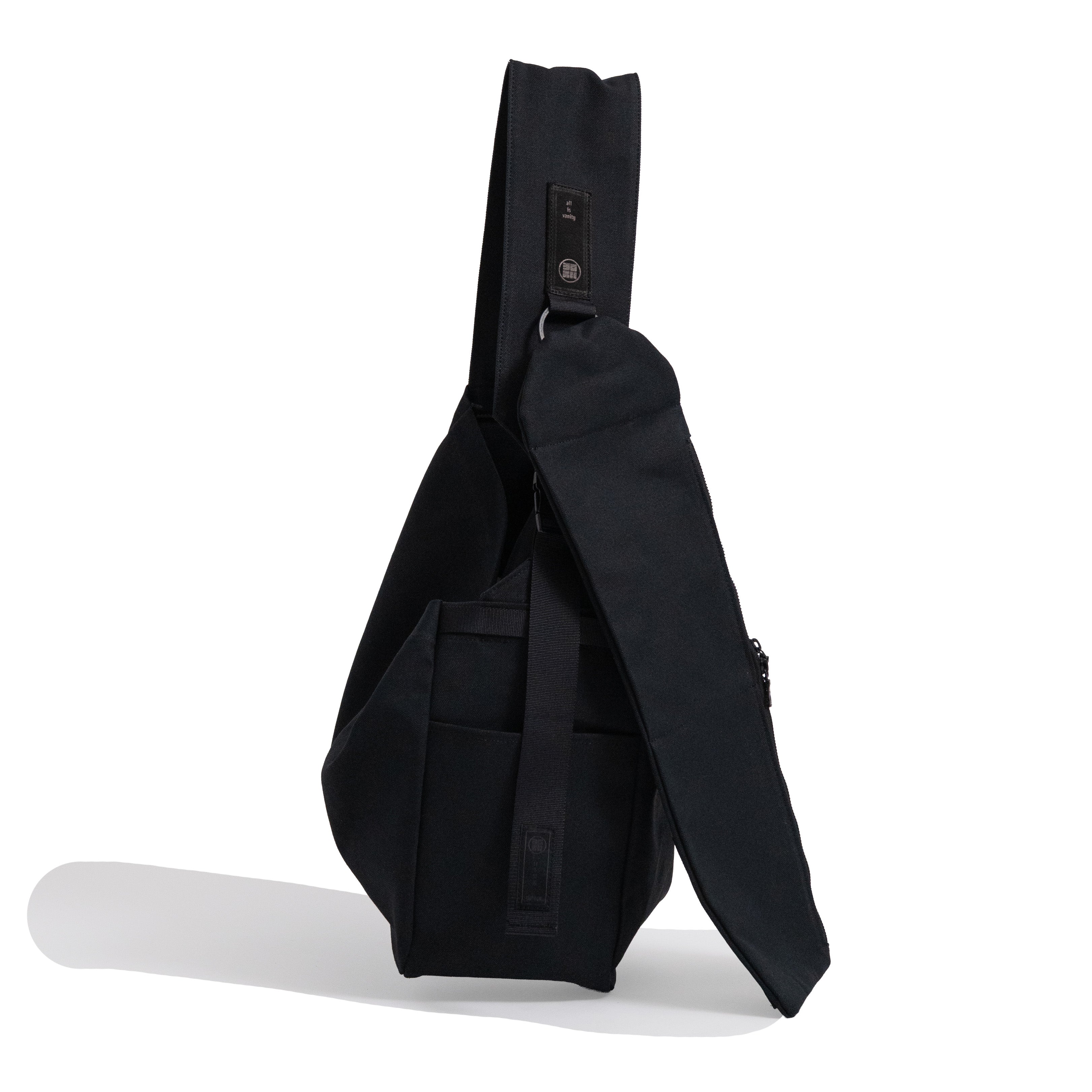 ヨロズ NITEN TASUKI SHOULDER JC-BK – CASDAY / キャスデイ (casday.jp)
