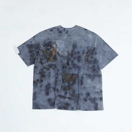 armi ar070149 SEED CYCLE × WhERE is FAKE × MISAKI USHIOZU CAPSULE COLLECTION RUST DYED FLAT-SEAM TEE