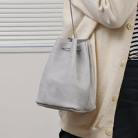 REEL/ Square drawstring bag S.GRAY