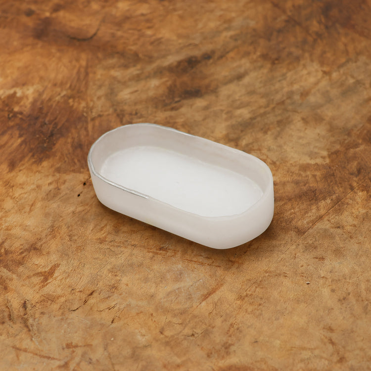 tiinei / オーバルアクセサリトレー プラチナ