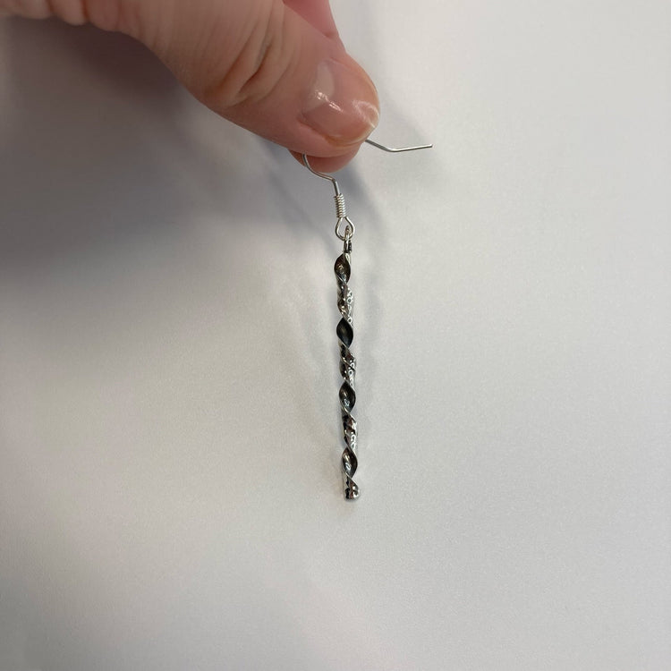 FIRST AMERICAN TRADERS / Sterling Silver Twist Stick Earrings MA