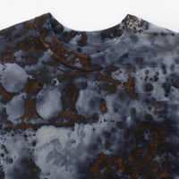 armi ar070149 SEED CYCLE × WhERE is FAKE × MISAKI USHIOZU CAPSULE COLLECTION RUST DYED FLAT-SEAM TEE