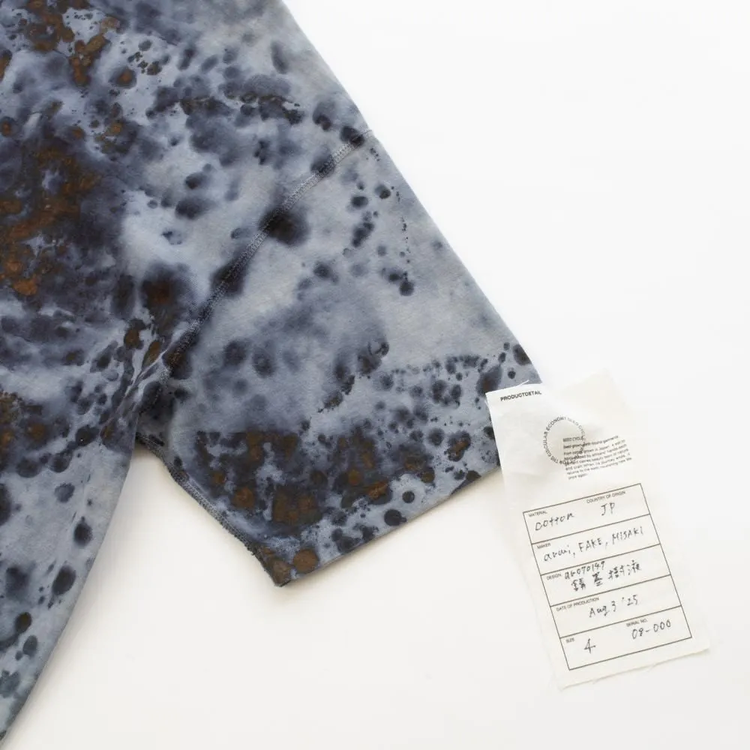 armi ar070149 SEED CYCLE × WhERE is FAKE × MISAKI USHIOZU CAPSULE COLLECTION RUST DYED FLAT-SEAM TEE