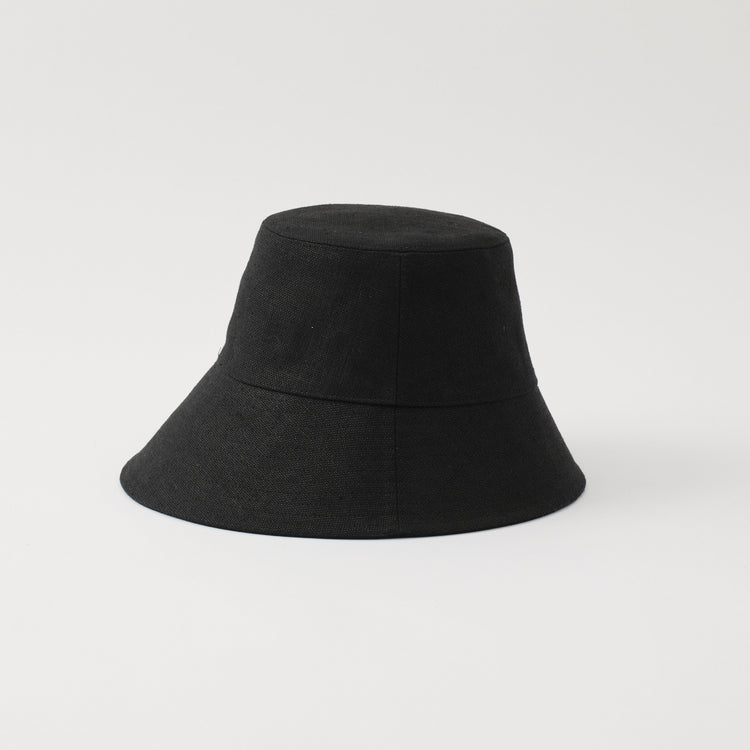 La Maison de Lyllis /  LINEN POTHAT