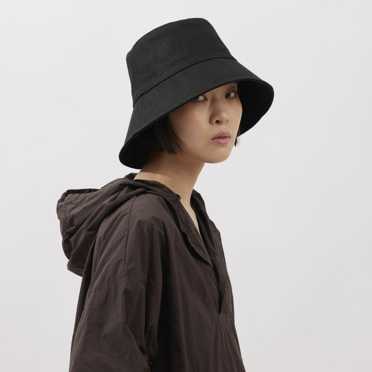 La Maison de Lyllis /  LINEN POTHAT