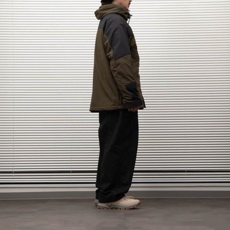 WILD THINGS / MASSIF JACKET OLIVE