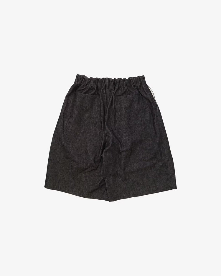Sillage / circular short pants black denim one wash 