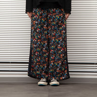 MEYAME  SIDE LINE WIDE PANTS  (FLOWER)  BLACK