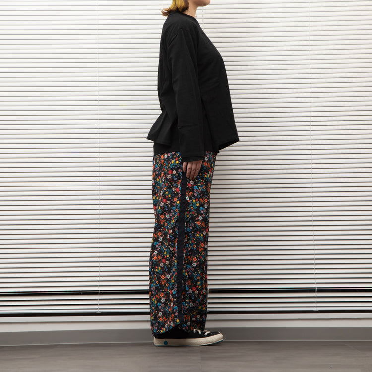 MEYAME  SIDE LINE WIDE PANTS  (FLOWER)  BLACK