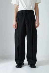 sage NATION  Box Pleat Trouser   Black