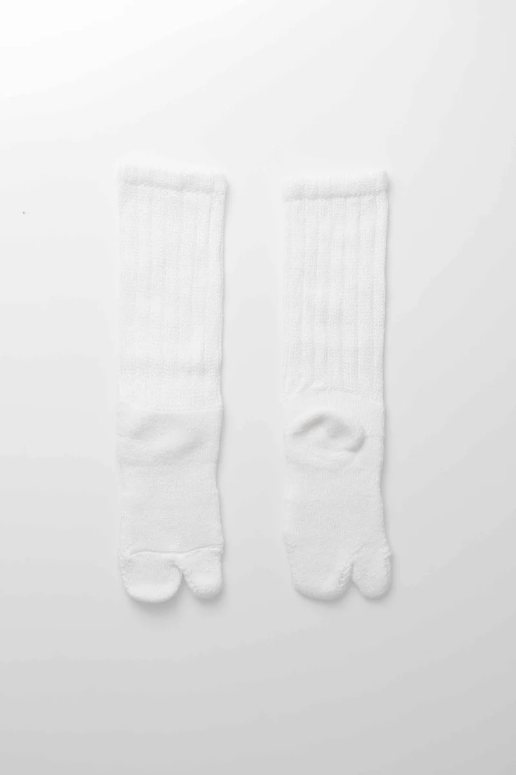 YOKO SAKAMOTO  WOOL TABI PILE SOCKS WHITE