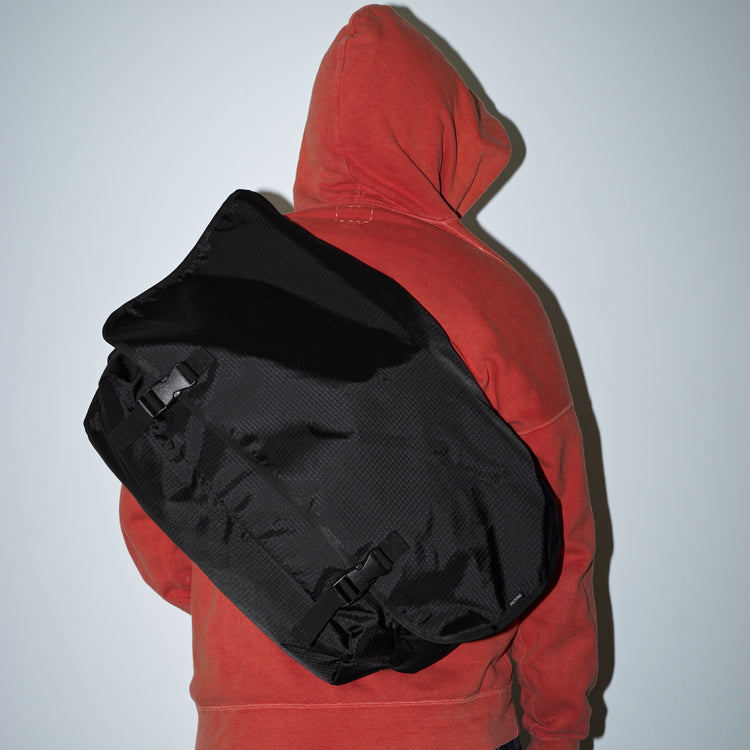 PACKING/ TRAIL MESSENGER　PA-040