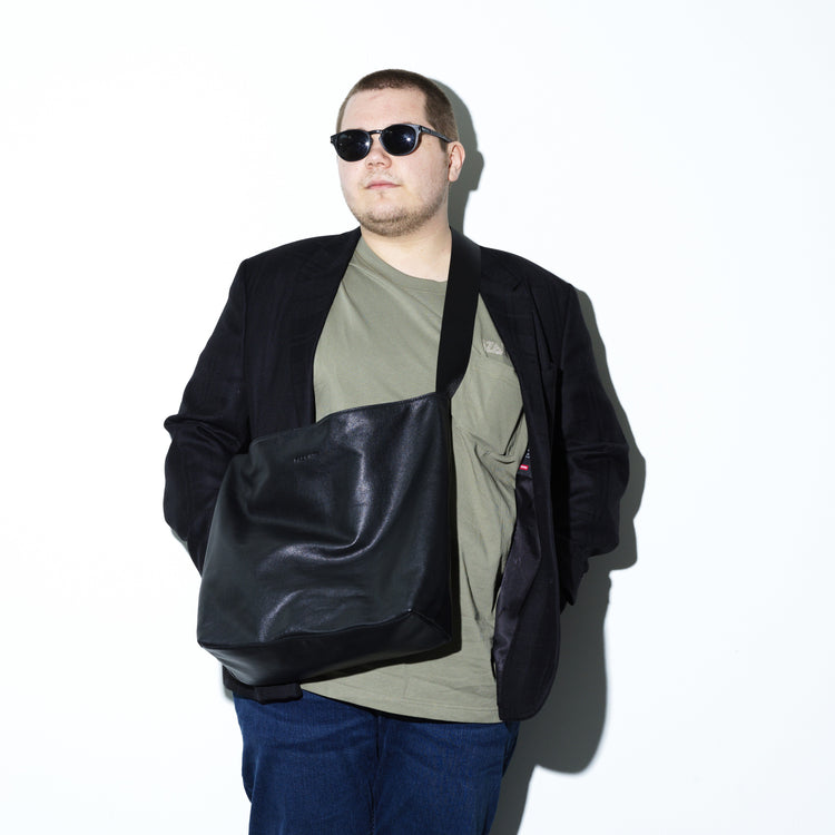 PACKING/ LEATHER MESSENGER　PA-043