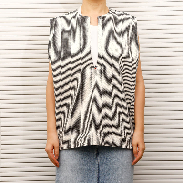 MEYAME / SLIT SLEEVELESS