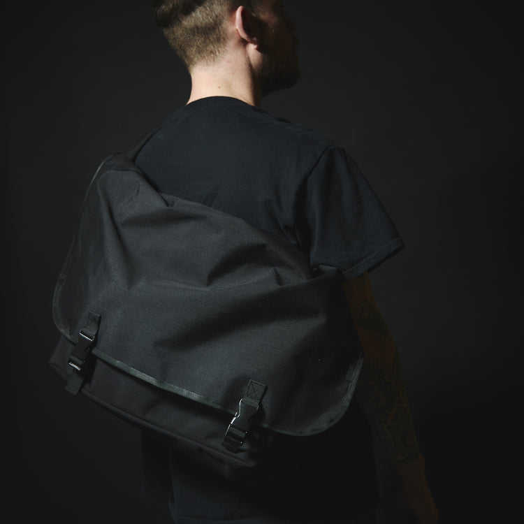 PACKING / STANDARD MESSENGER PA-050