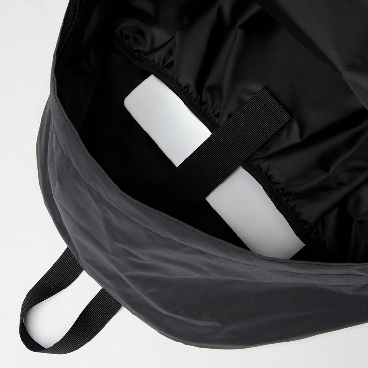 PACKING  BLACK REFLECTIVE BACKPACK PA-057