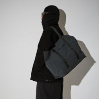 PACKING  BLACK REFLECTIVE TOTE PA-059