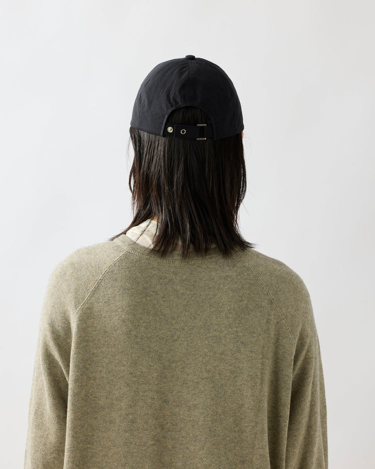 La Maison de Lyllis / TYPECAP BLACK