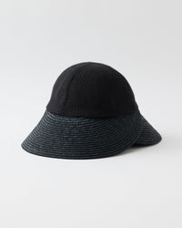 La Maison de Lyllis / LUZ BLACK