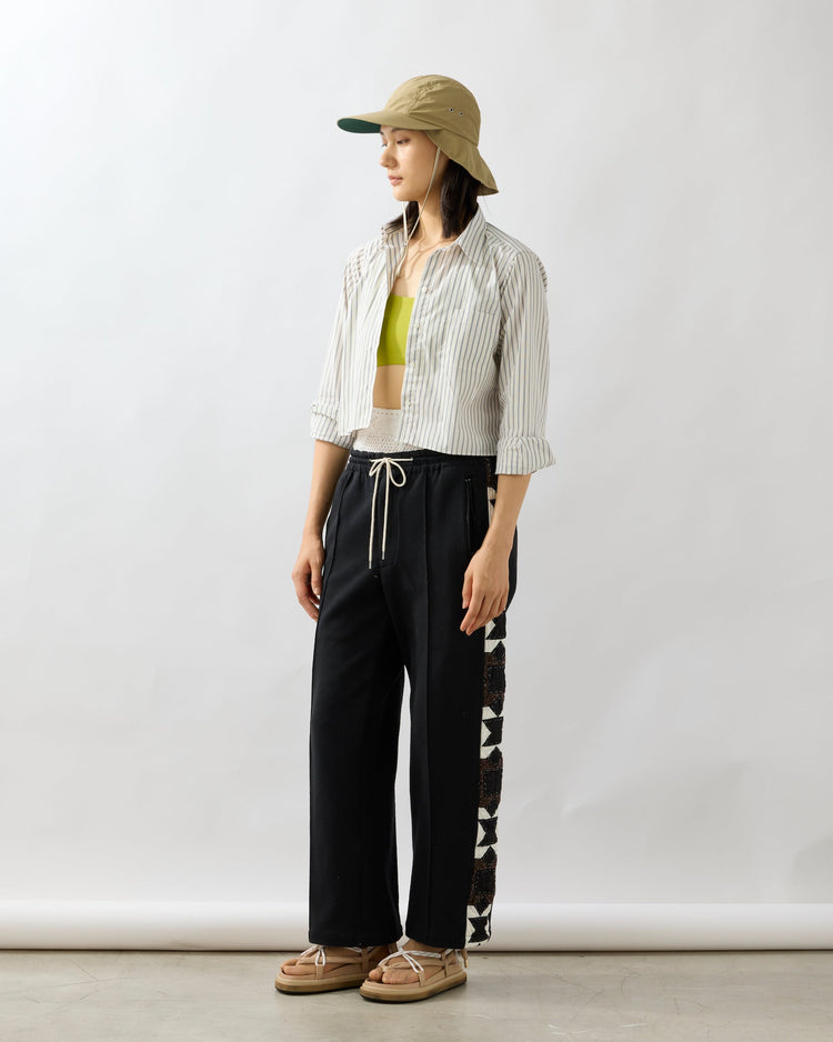 La Maison de Lyllis /  DONAU BLACK