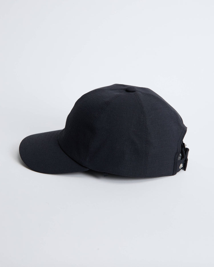 La Maison de Lyllis   TYPECAP BLACK