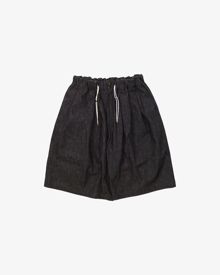 Sillage / circular short pants black denim one wash 