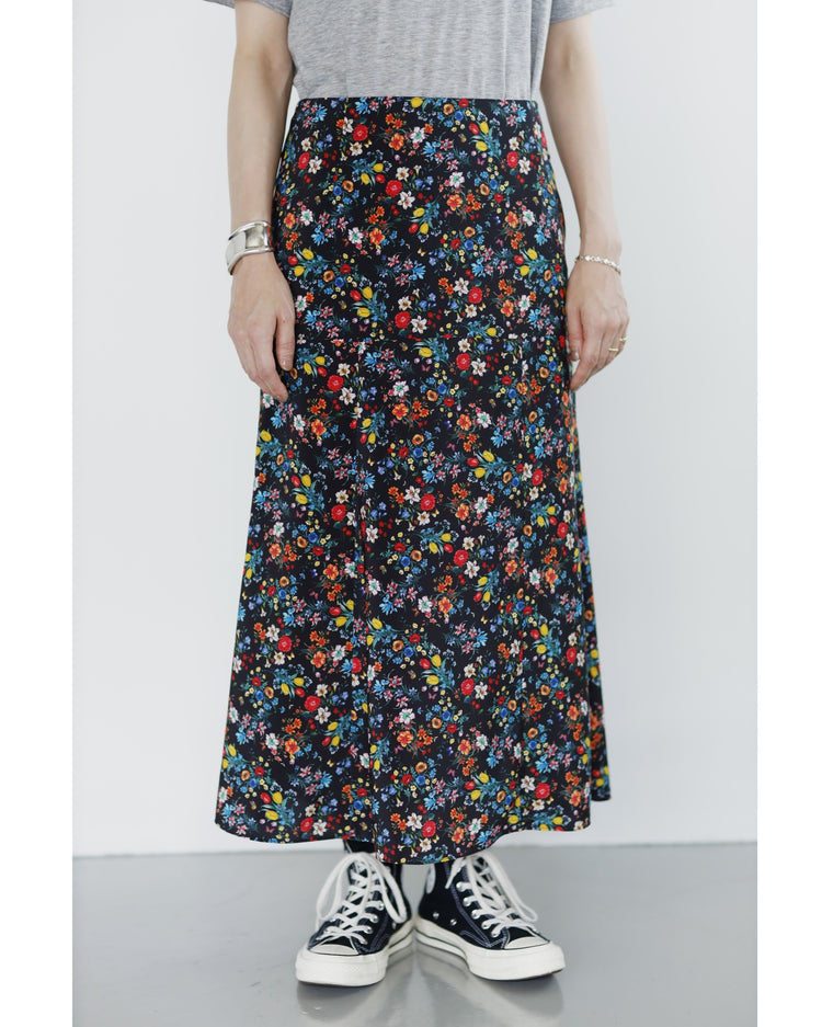 MEYAME  BEAUTIFUL SKIRT (FLOWER)
