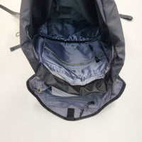 ELLIKER / Kiln（キルン）フード付きジップトップ バックパック 22L