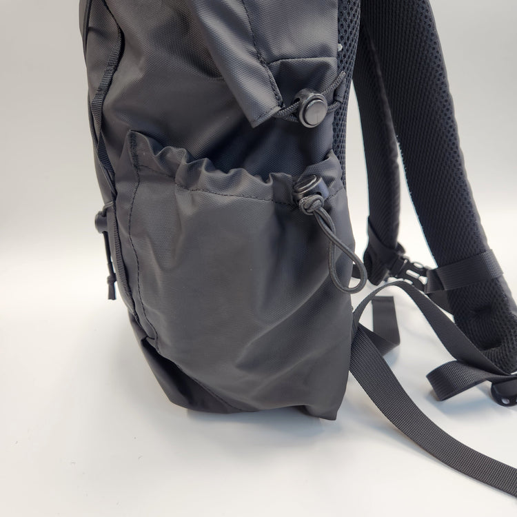 ELLIKER / Wharfe（ワーフ） フラップ オーバー バックパック 22L