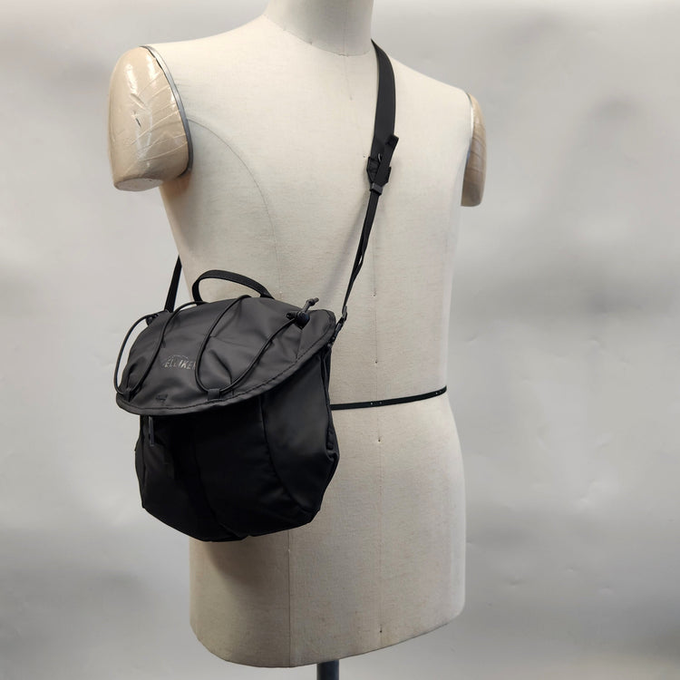 ELLIKER / Fells（フェルズ）クロスボディバッグ　4L