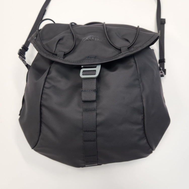 ELLIKER / Fells（フェルズ）クロスボディバッグ　4L