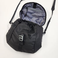 ELLIKER / Fells（フェルズ）クロスボディバッグ　4L