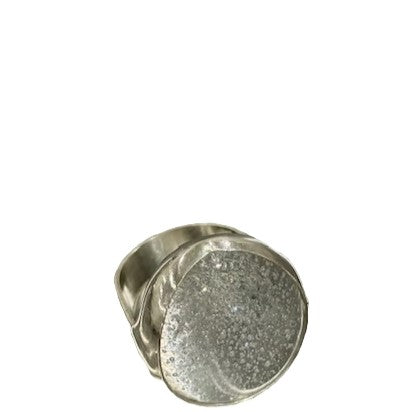 tiinei / Specimen Glass Ring