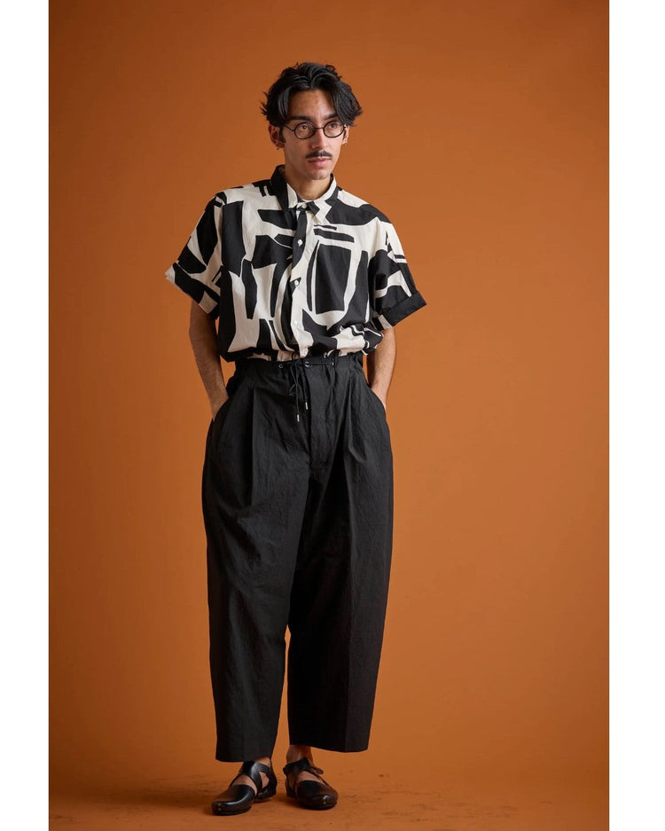 HAVERSACK / C/Lタイプライター ツープリーツ ワイドパンツ BLACK