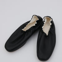 BEAUTIFUL SHOES /  BALLET SHOES