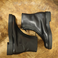 BEAUTIFUL SHOES   FRONT-ZIP BOOTS