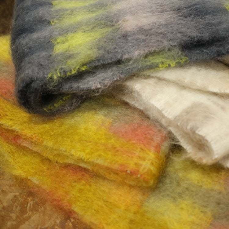 MANTAS EZCARAY / MIA モヘアストール Ⅳ