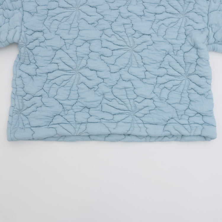 MEYAME / FLOWER QUILTING PULLOVER LIGHT BLUE