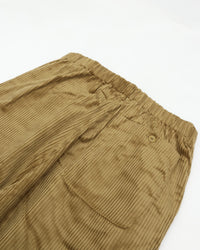 intch.   Gras BM Brisbane Moss 9026-2-0-067 コーデュロイ ワイドテーパードパンツ OLIVE