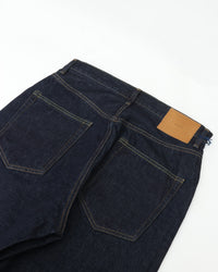 HATSKI  Denim01 Loose Tapered Denim -One Wash