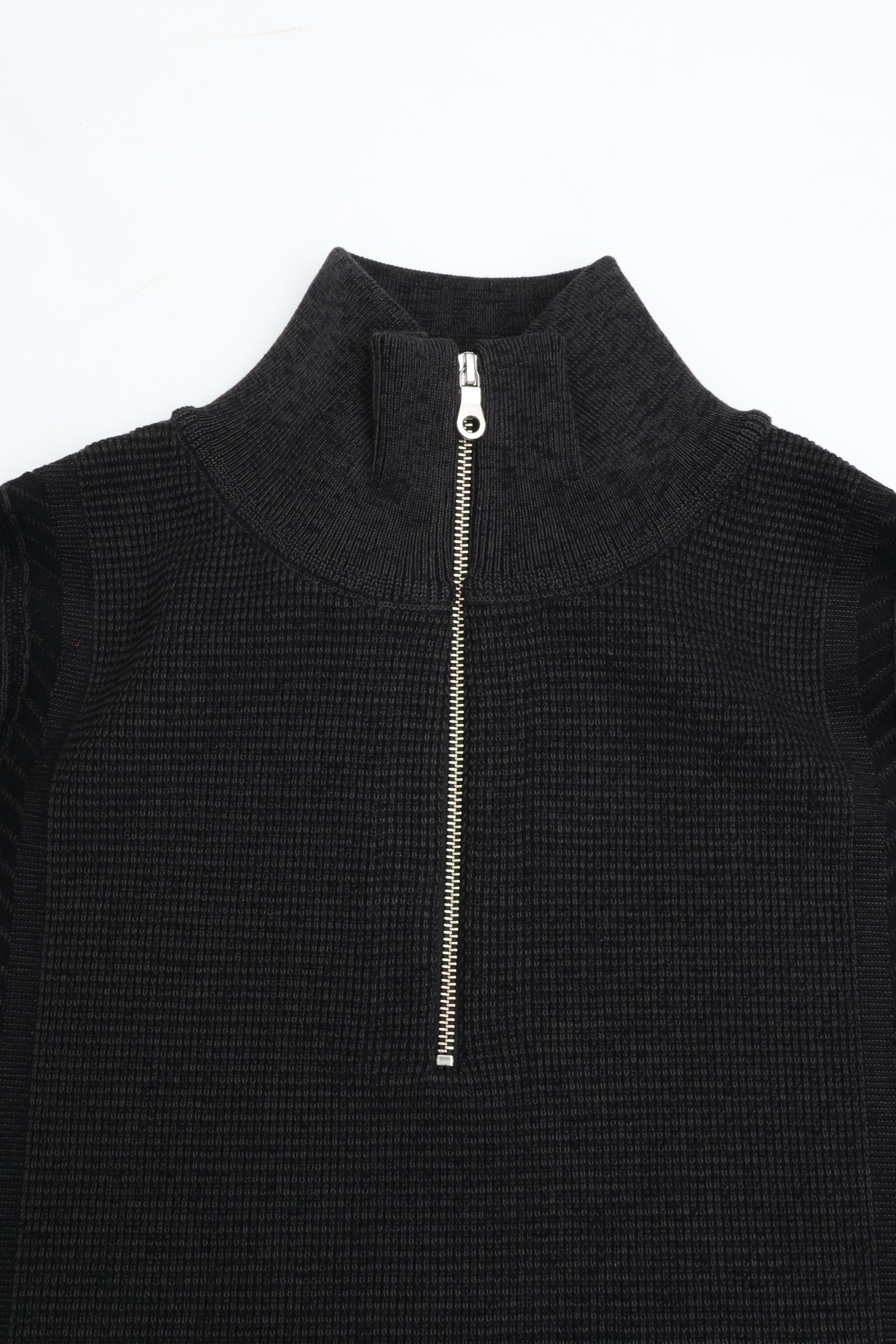 YASHIKI Fuyushigure Half Zip Knit (Winter Rain) – CASDAY