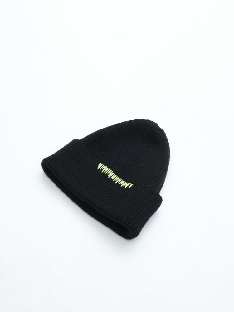 MEYAME HAND-EMBROIDERED KNIT CAP MEY-2528 BLACK