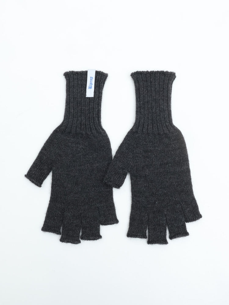 Riprap  O/F SHORT GLOVES (BRITISH/SOUTH AMERICAN WOOL)