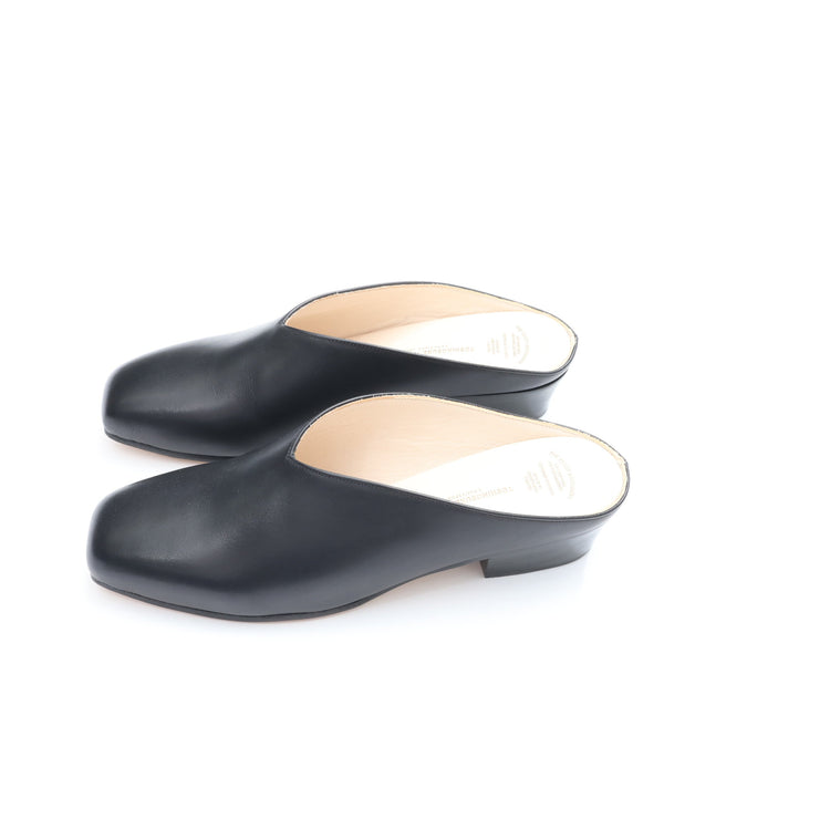 BEAUTIFUL SHOES /  SQUARE SHALLOW (LEATHER SOLE)