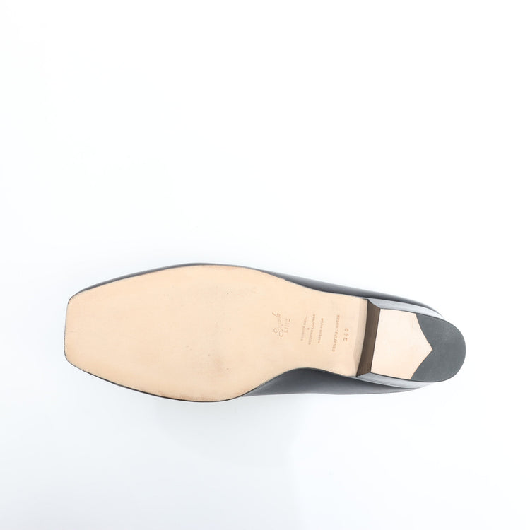 BEAUTIFUL SHOES / SQUARE SHALLOW (LEATHER SOLE)