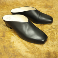 BEAUTIFUL SHOES / SQUARE SHALLOW (LEATHER SOLE)