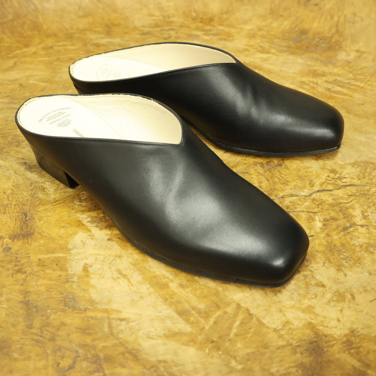 BEAUTIFUL SHOES / SQUARE SHALLOW (LEATHER SOLE)