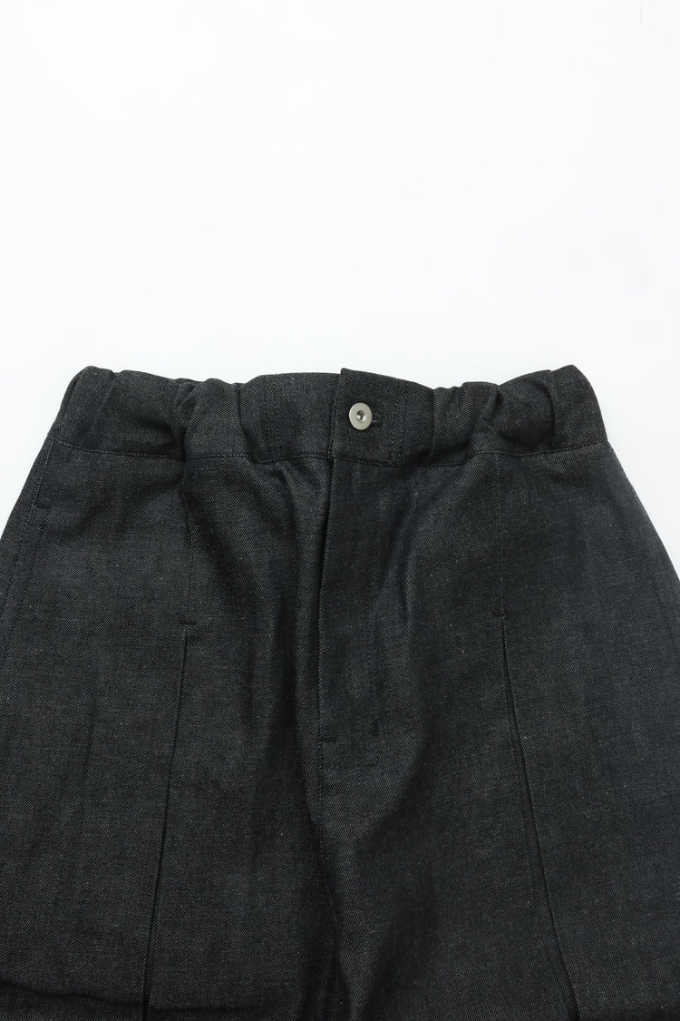 sage NATION  Box Pleat Short Denim - Raw Black