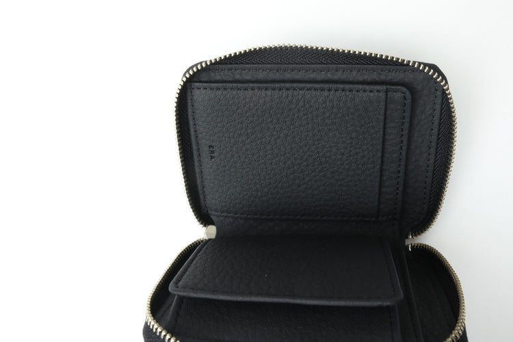 ERA.  EO SHRINK ROUND PALM WALLET