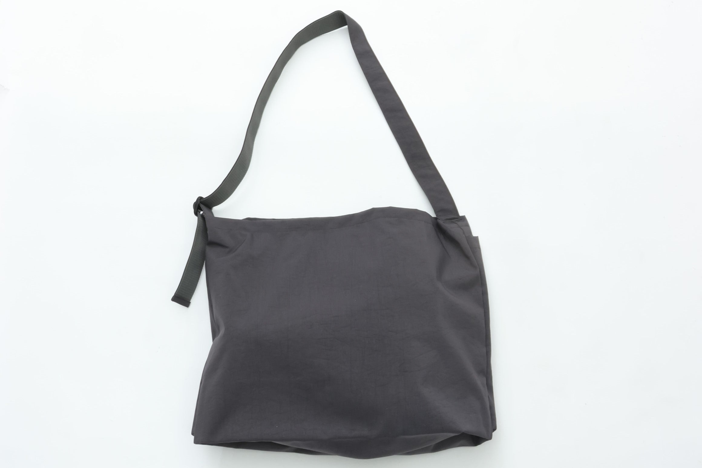 ERA. TAS US HELMET BAG BLACK – CASDAY / キャスデイ (casday.jp)
